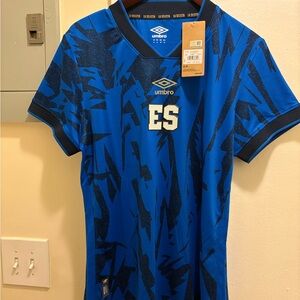 Umbro women’s Blue El Salvador Soccer Futbol Jersey Size XL